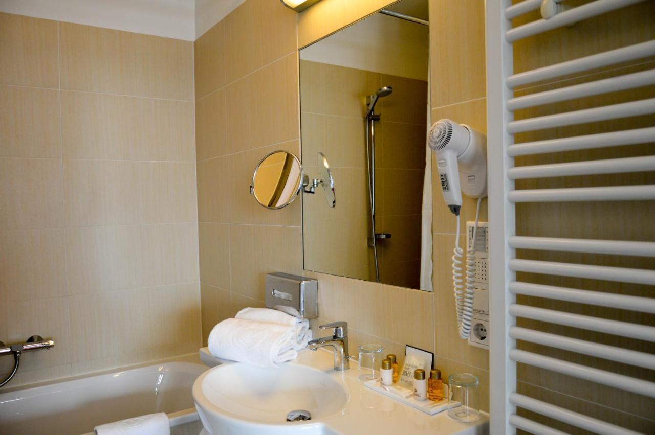 Hotel Roemerhof Tulln An Der Donau Extérieur photo